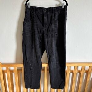 American Eagle Boyfriend Jeans in washed black